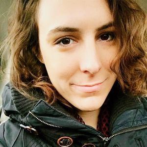 Meet your Posher, Leah